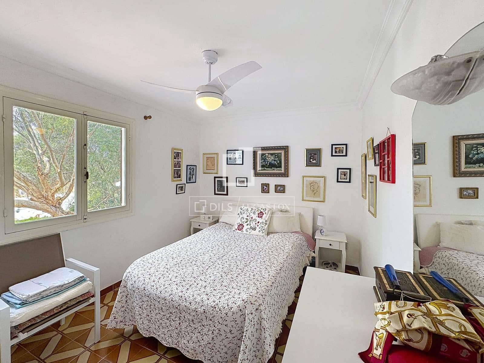 3 Zimmer Villa zu verkaufen in Es Mercadal mit Garage - 445.000 € (Ref: 9715436)