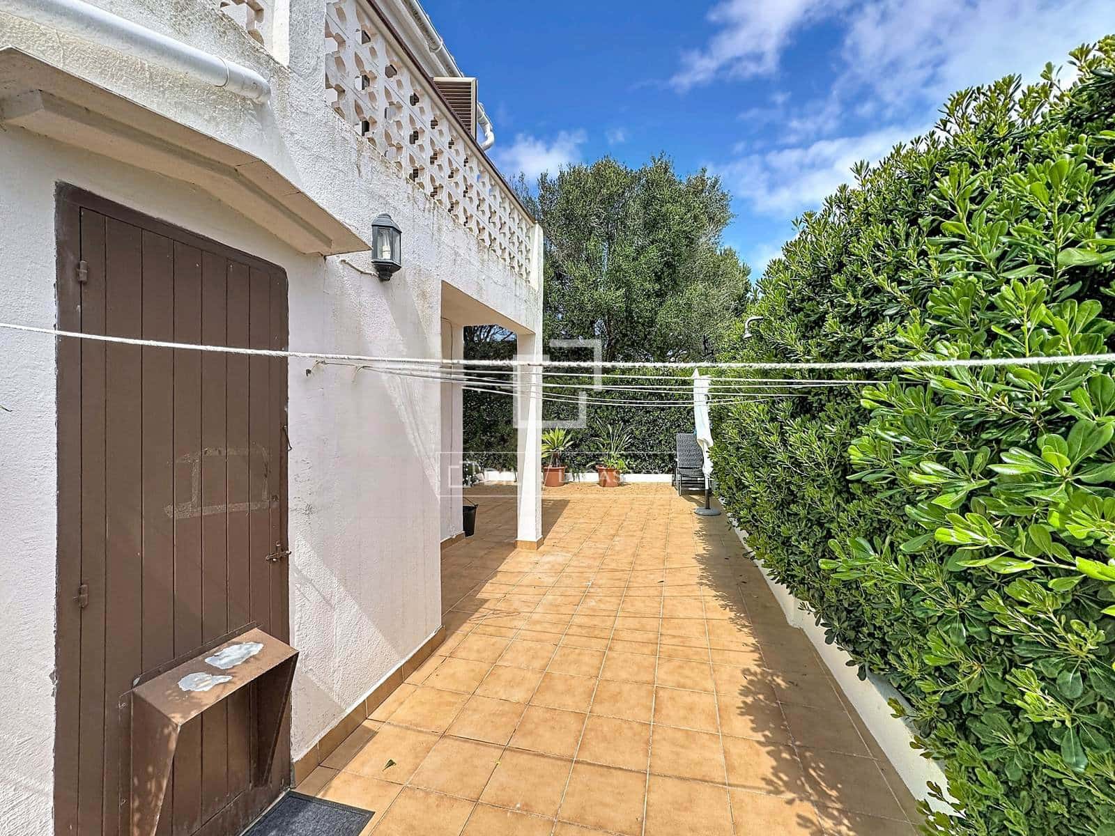 3 Zimmer Villa zu verkaufen in Es Mercadal mit Garage - 445.000 € (Ref: 9715436)