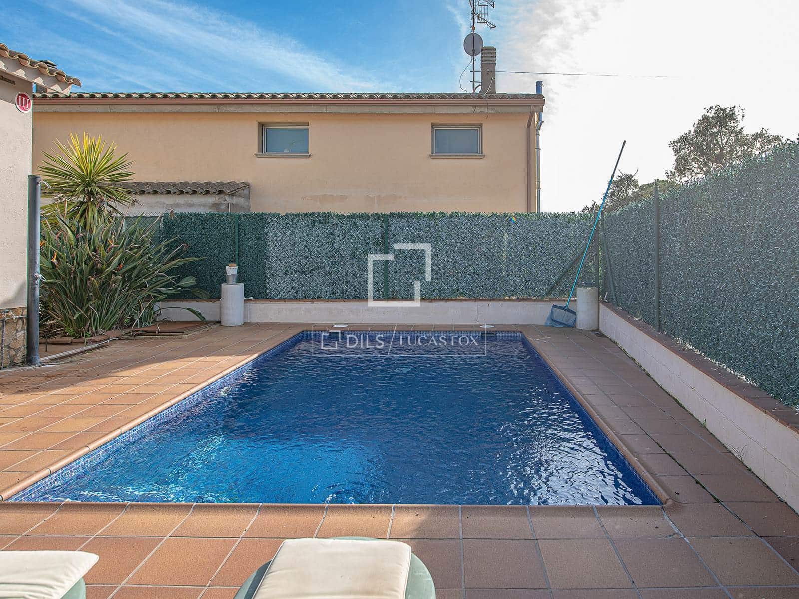 3 bedroom Villa for sale in Calonge i Sant Antoni with pool garage - € 395,000 (Ref: 9715440)