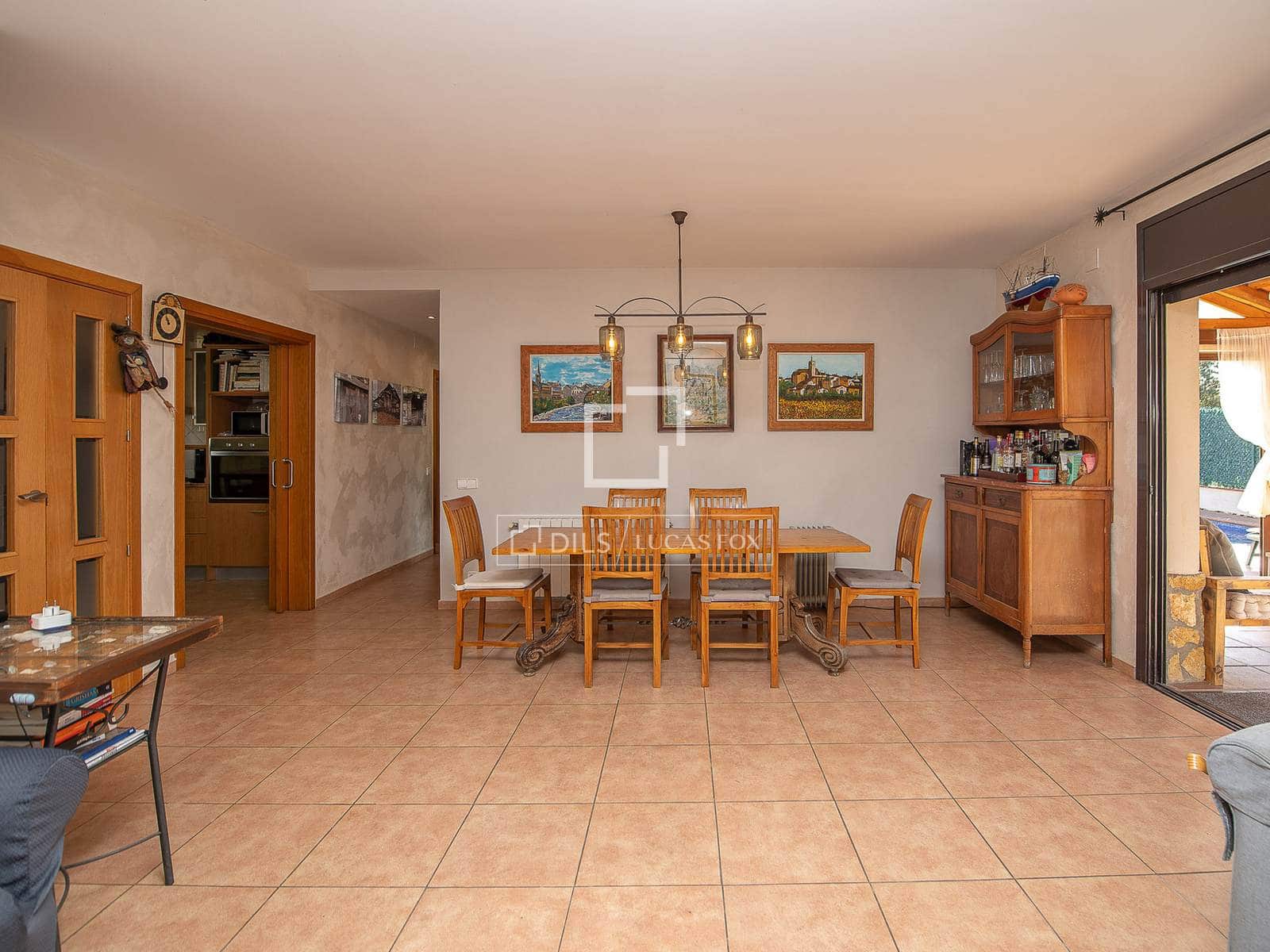 3 bedroom Villa for sale in Calonge i Sant Antoni with pool garage - € 395,000 (Ref: 9715440)