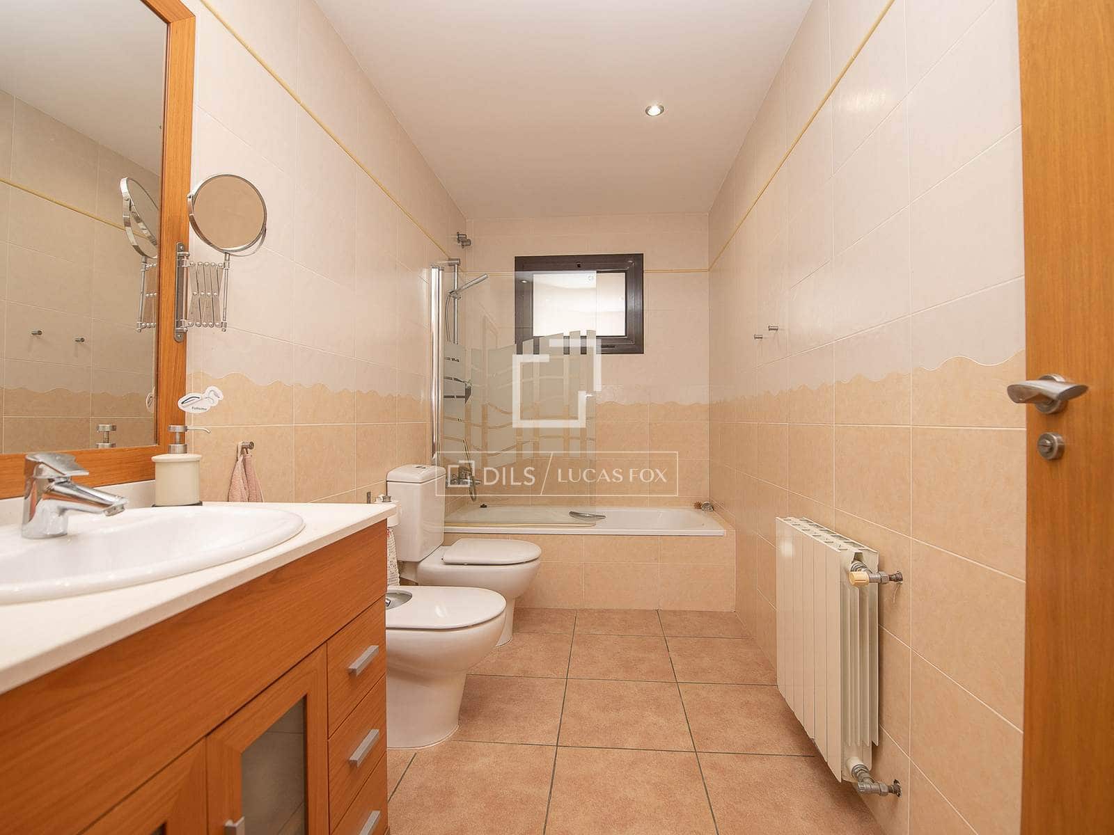 3 bedroom Villa for sale in Calonge i Sant Antoni with pool garage - € 395,000 (Ref: 9715440)