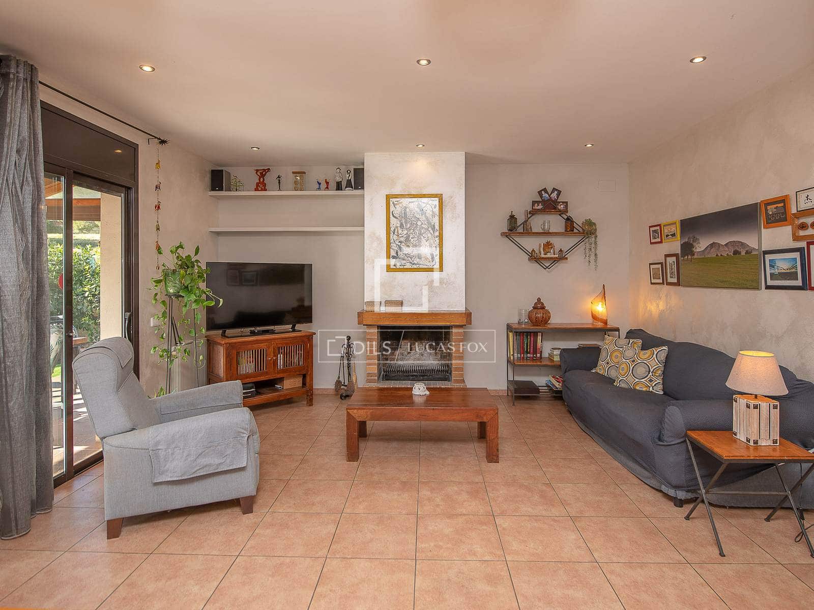 3 bedroom Villa for sale in Calonge i Sant Antoni with pool garage - € 395,000 (Ref: 9715440)