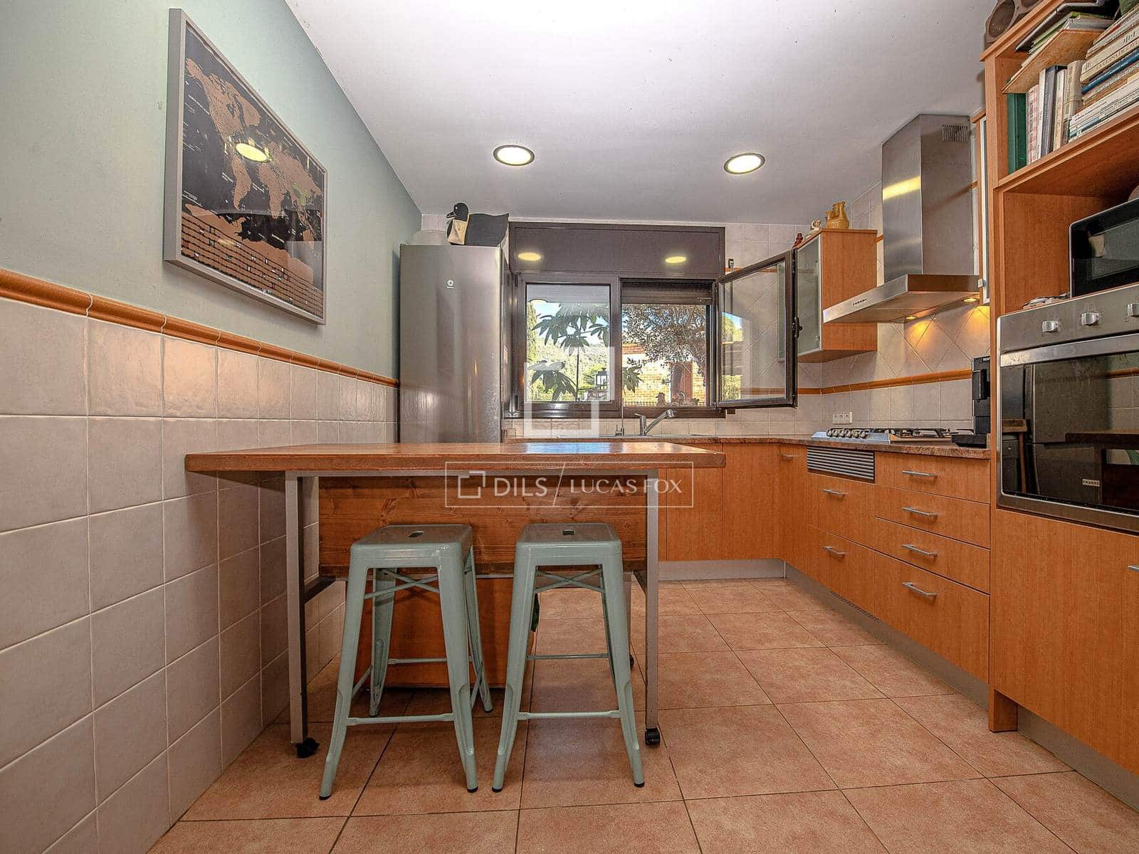 3 bedroom Villa for sale in Calonge i Sant Antoni with pool garage - € 395,000 (Ref: 9715440)