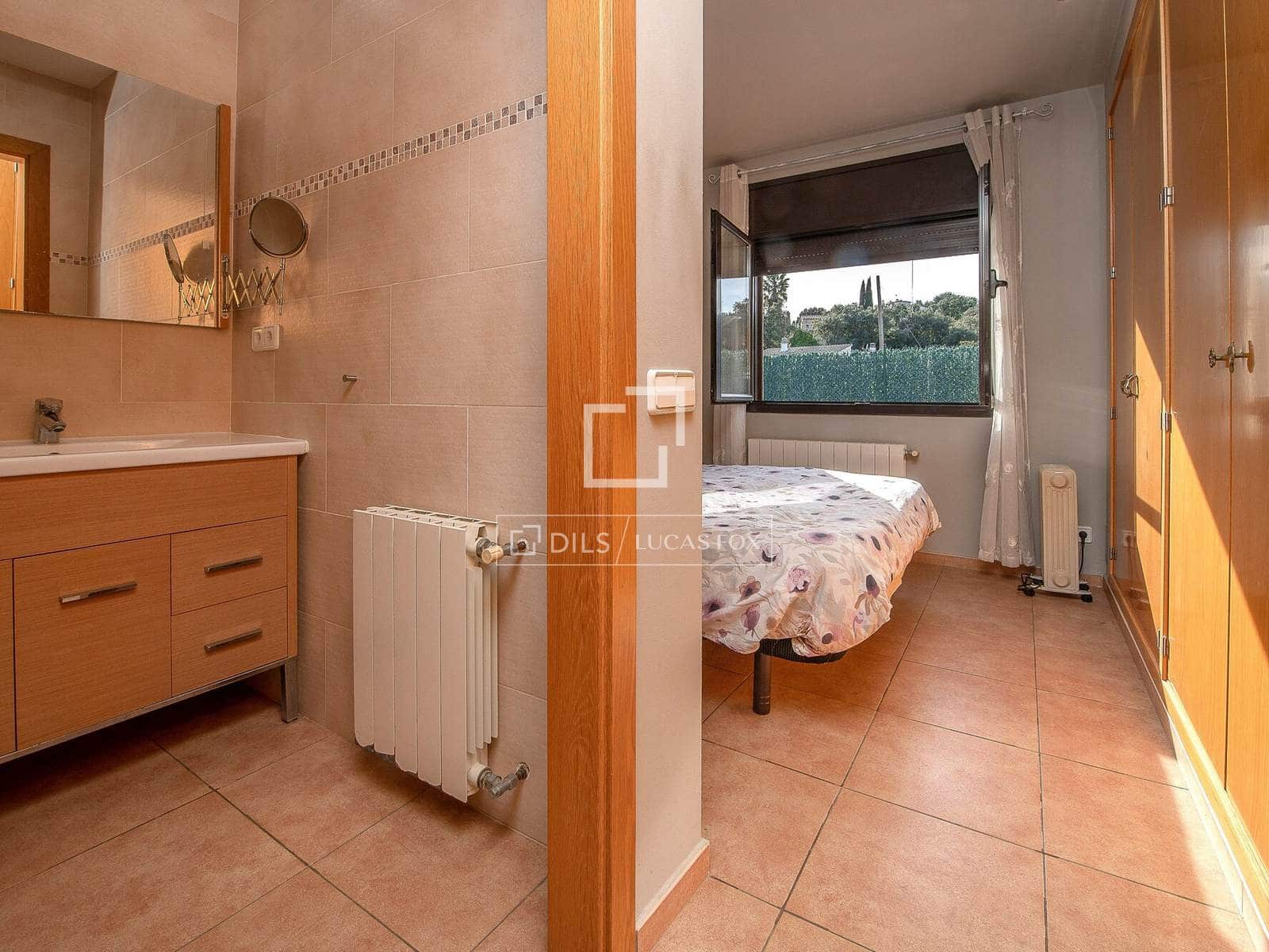 3 bedroom Villa for sale in Calonge i Sant Antoni with pool garage - € 395,000 (Ref: 9715440)