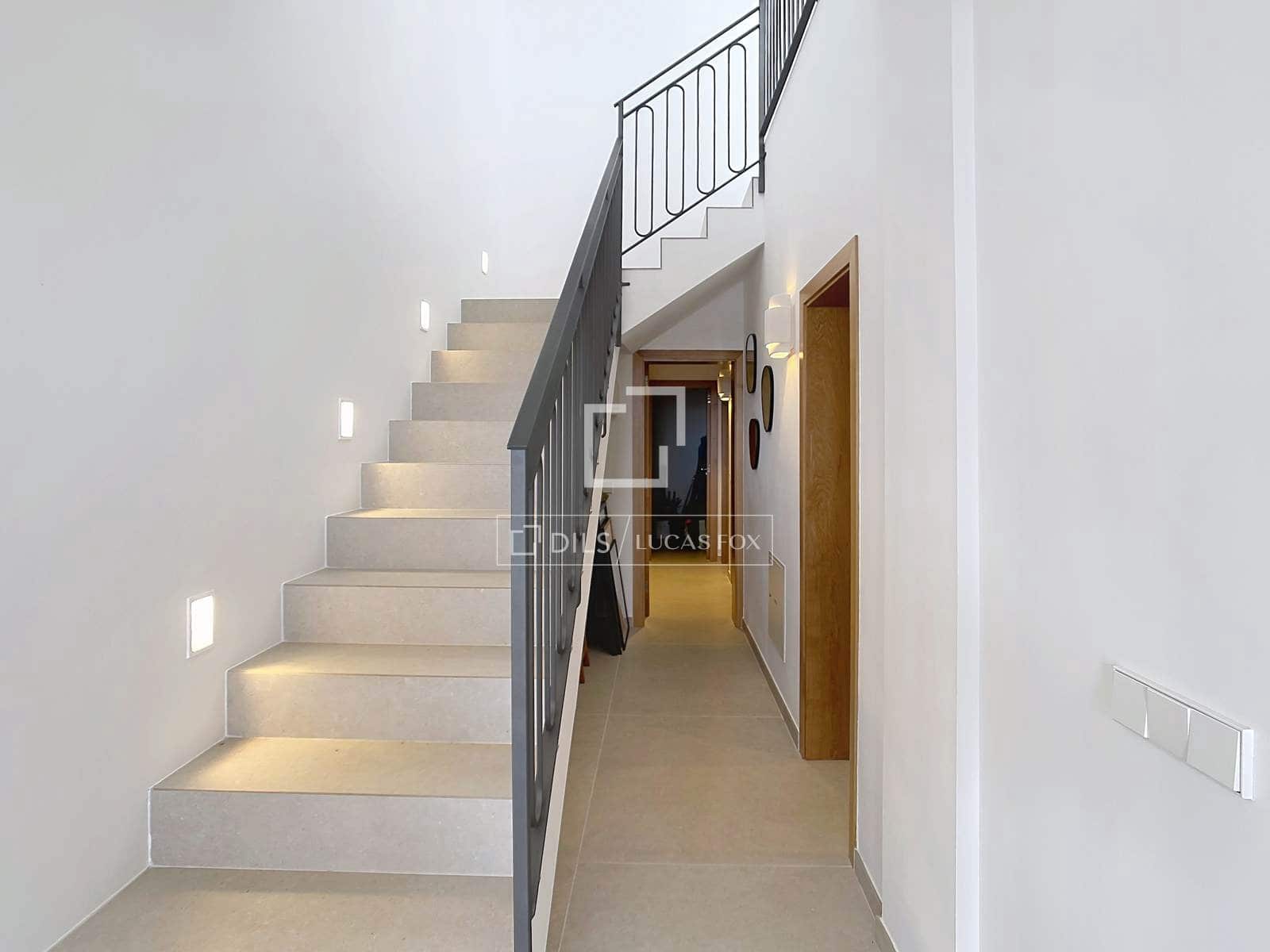 4 bedroom Villa for rent in Ciutadella de Menorca with garage - € 30,000 (Ref: 9715441)