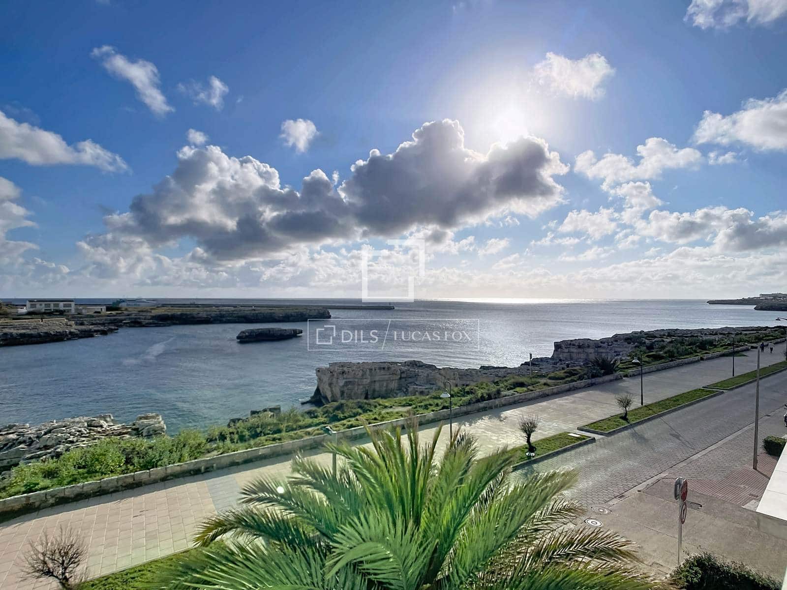 4 bedroom Villa for rent in Ciutadella de Menorca with garage - € 30,000 (Ref: 9715441)