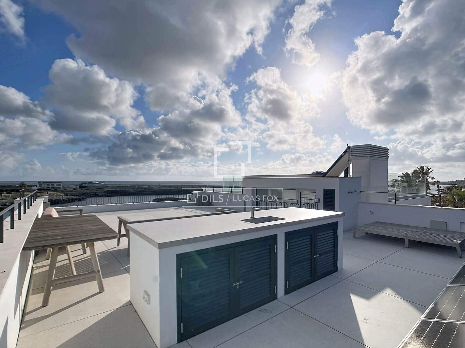 4 bedroom Villa for rent in Ciutadella de Menorca with garage - € 30,000 (Ref: 9715441)