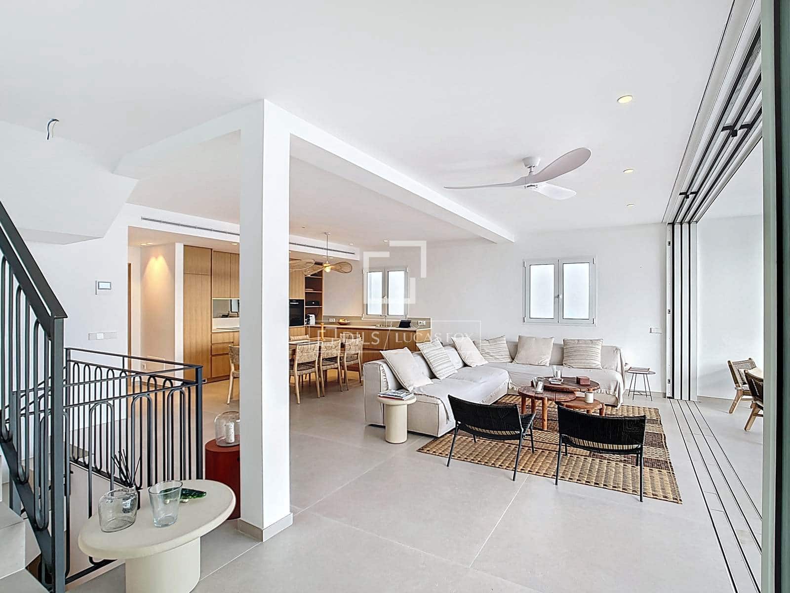 4 bedroom Villa for rent in Ciutadella de Menorca with garage - € 30,000 (Ref: 9715441)