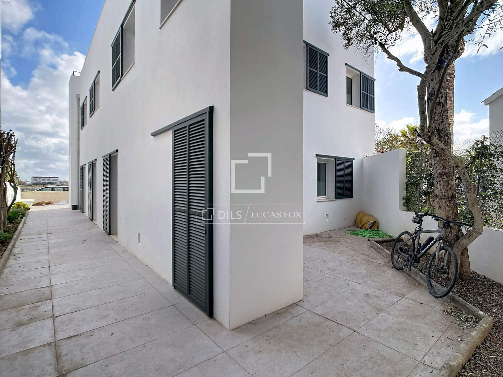 4 bedroom Villa for rent in Ciutadella de Menorca with garage - € 30,000 (Ref: 9715441)