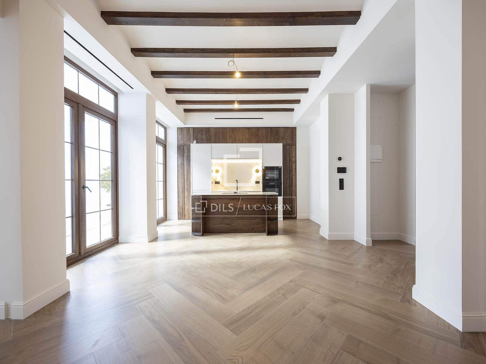 4 soveværelse Villa til salg i Valencia by med swimmingpool - € 1.310.000 (Ref: 9715583)