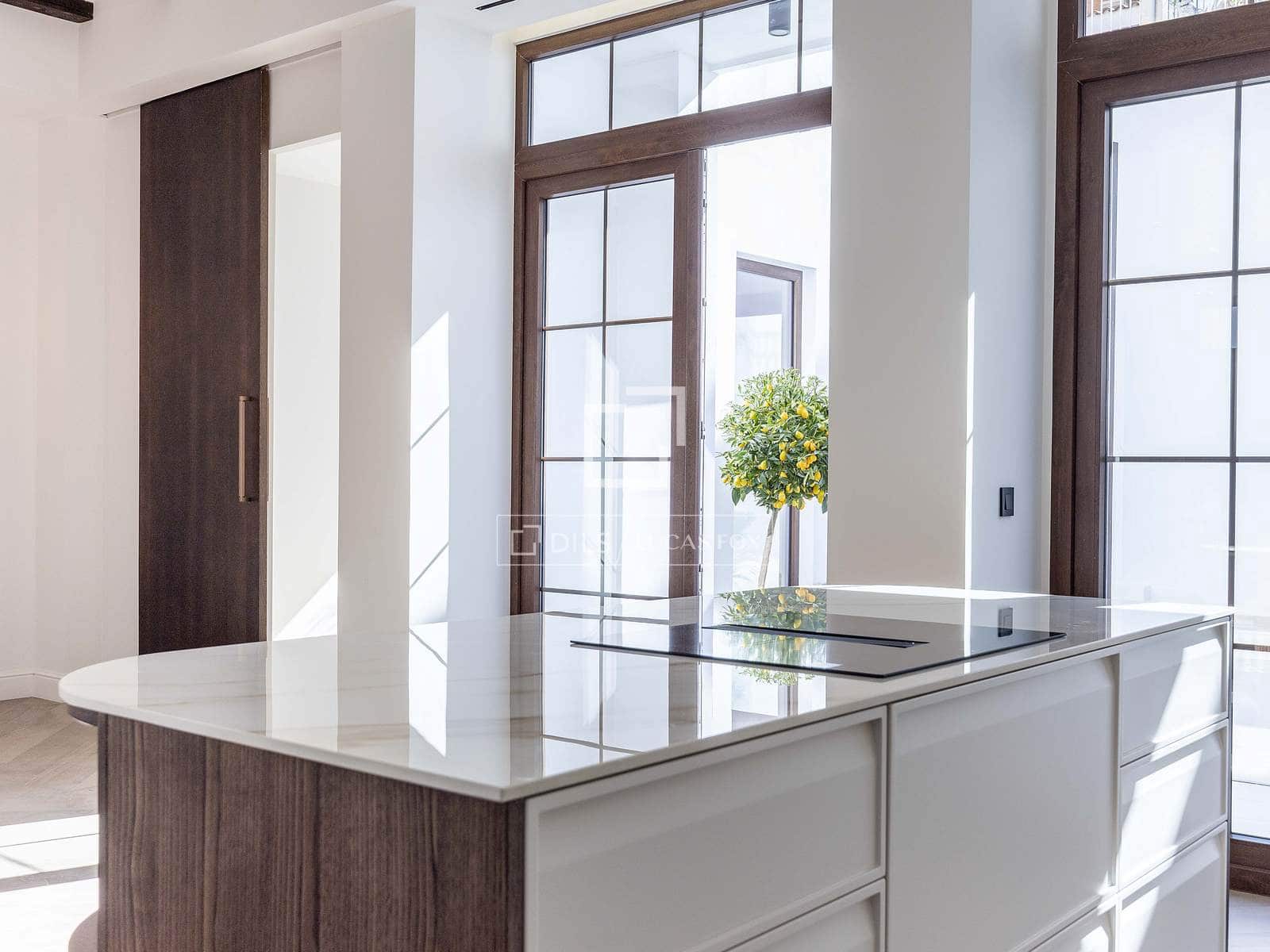 4 soveværelse Villa til salg i Valencia by med swimmingpool - € 1.310.000 (Ref: 9715583)