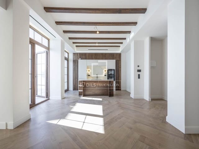 4 soveværelse Villa til salg i Valencia by med swimmingpool - € 1.310.000 (Ref: 9715583)