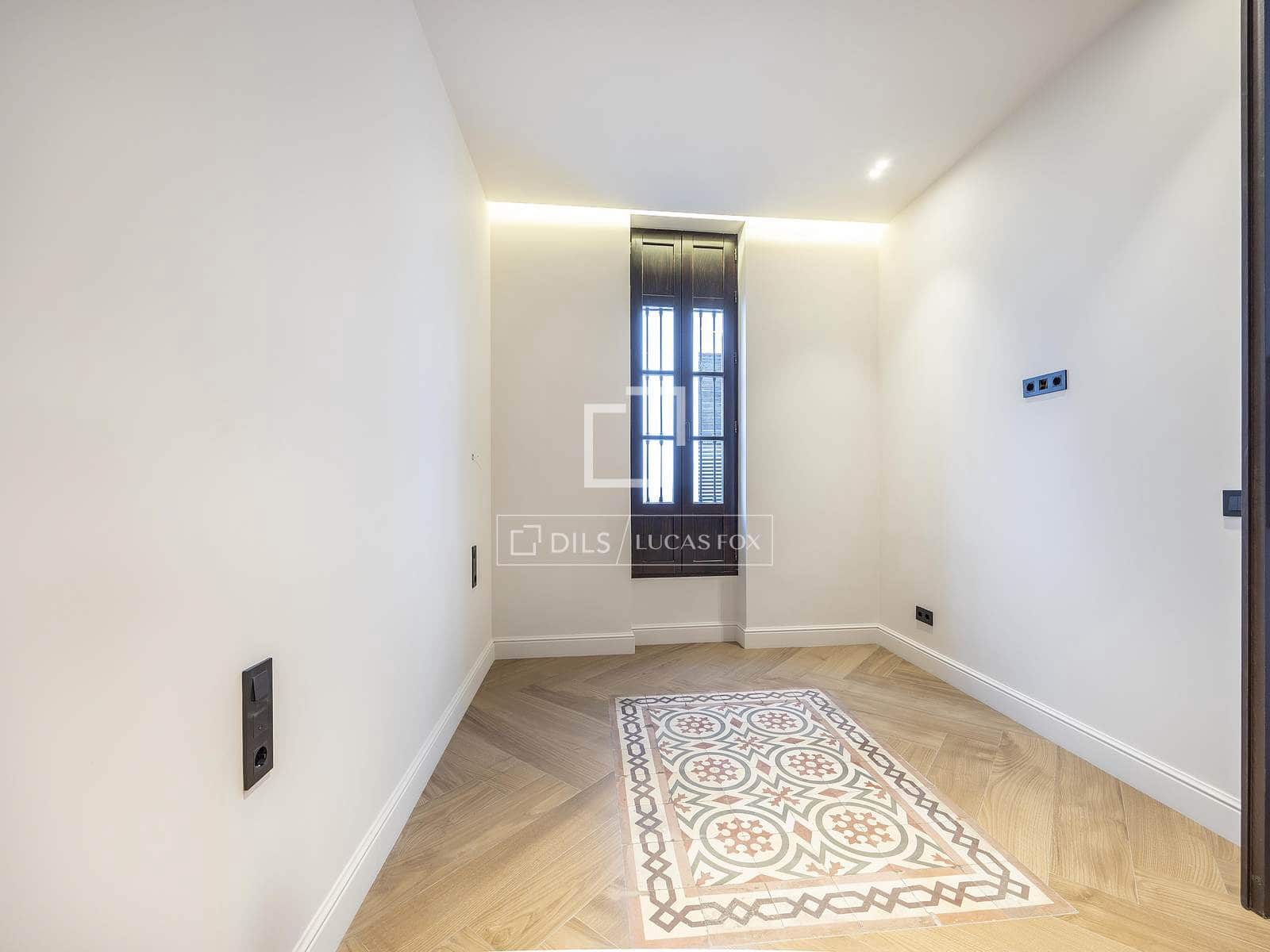 4 soveværelse Villa til salg i Valencia by med swimmingpool - € 1.310.000 (Ref: 9715583)