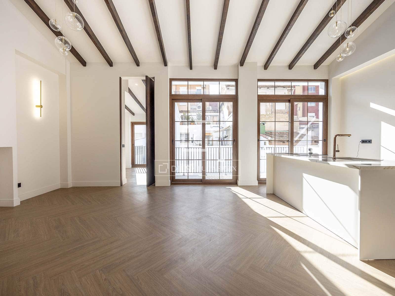 4 soveværelse Villa til salg i Valencia by med swimmingpool - € 1.310.000 (Ref: 9715583)