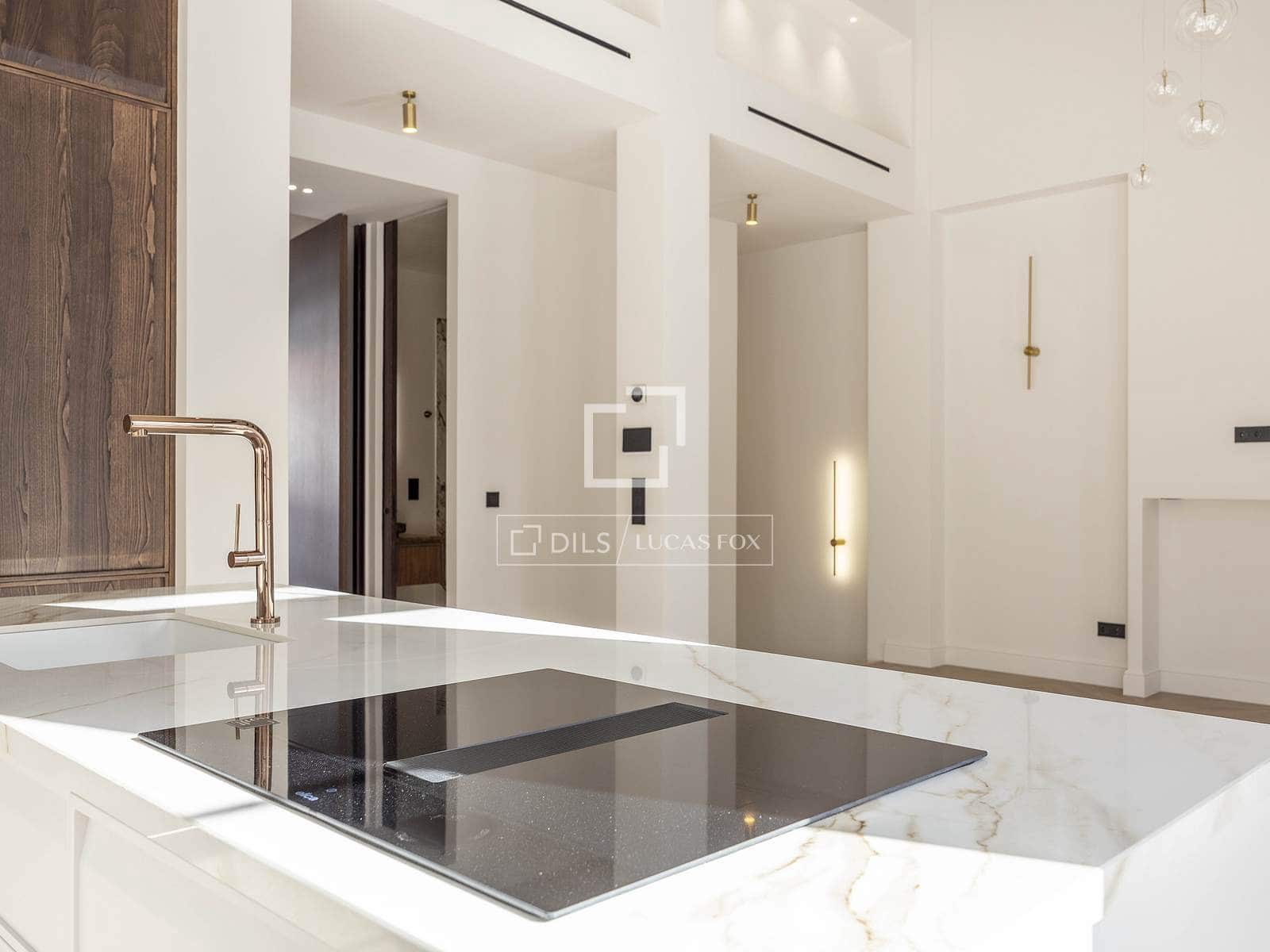 4 soveværelse Villa til salg i Valencia by med swimmingpool - € 1.310.000 (Ref: 9715583)