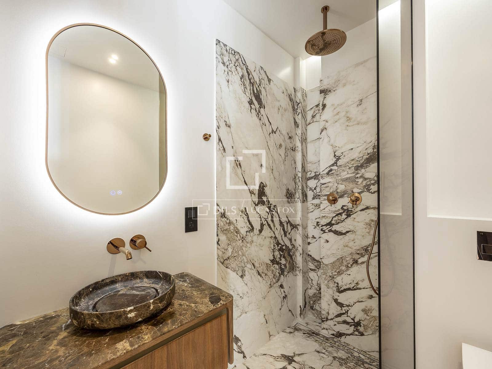 4 soveværelse Villa til salg i Valencia by med swimmingpool - € 1.310.000 (Ref: 9715583)