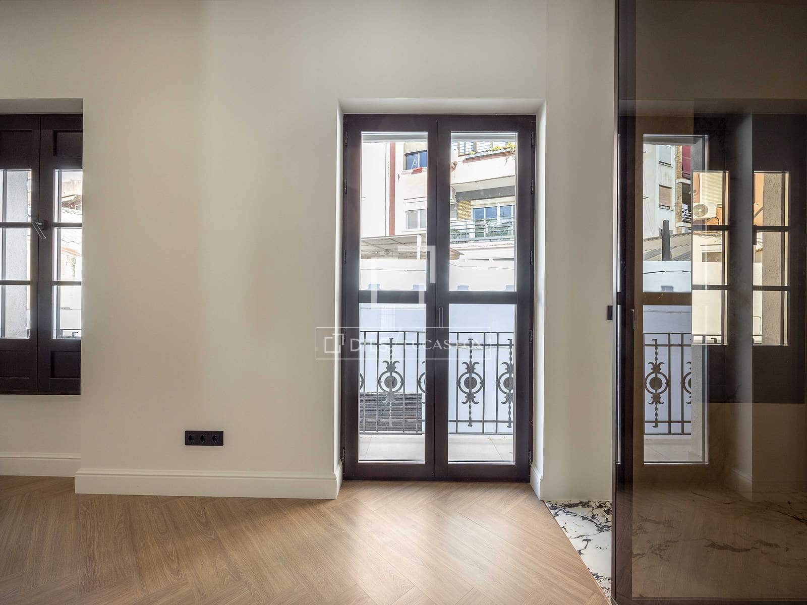 4 soveværelse Villa til salg i Valencia by med swimmingpool - € 1.310.000 (Ref: 9715583)