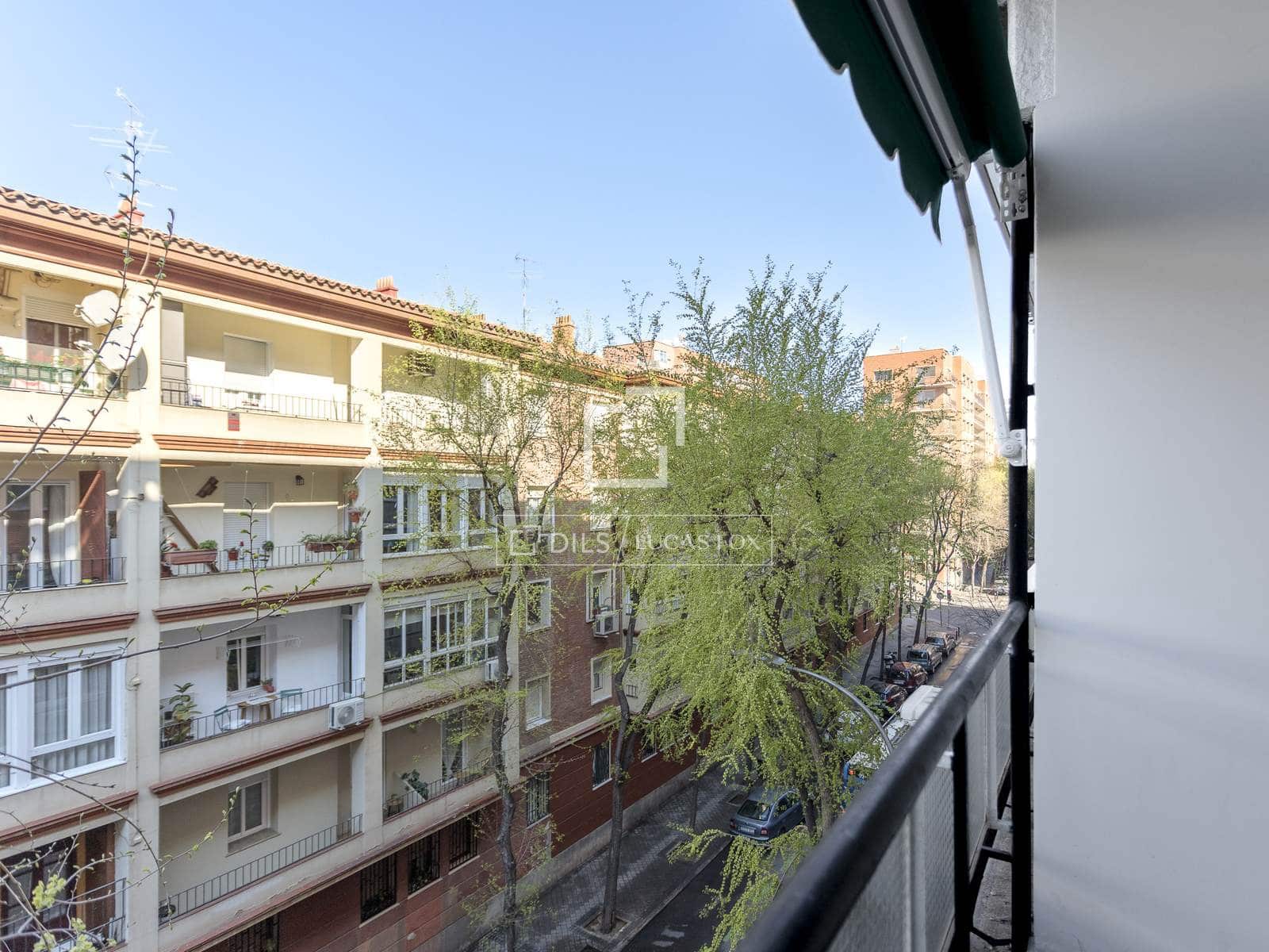 3 camera da letto Appartamento da affittare in Madrid citta - 3.500 € (Rif: 9715586)