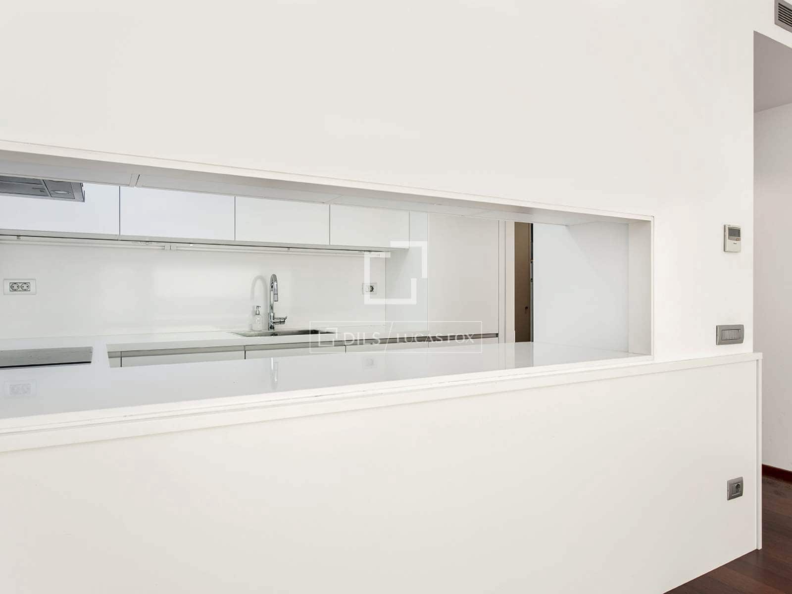 2 bedroom Apartment for rent in Barcelona city - € 2,800 (Ref: 9716599)