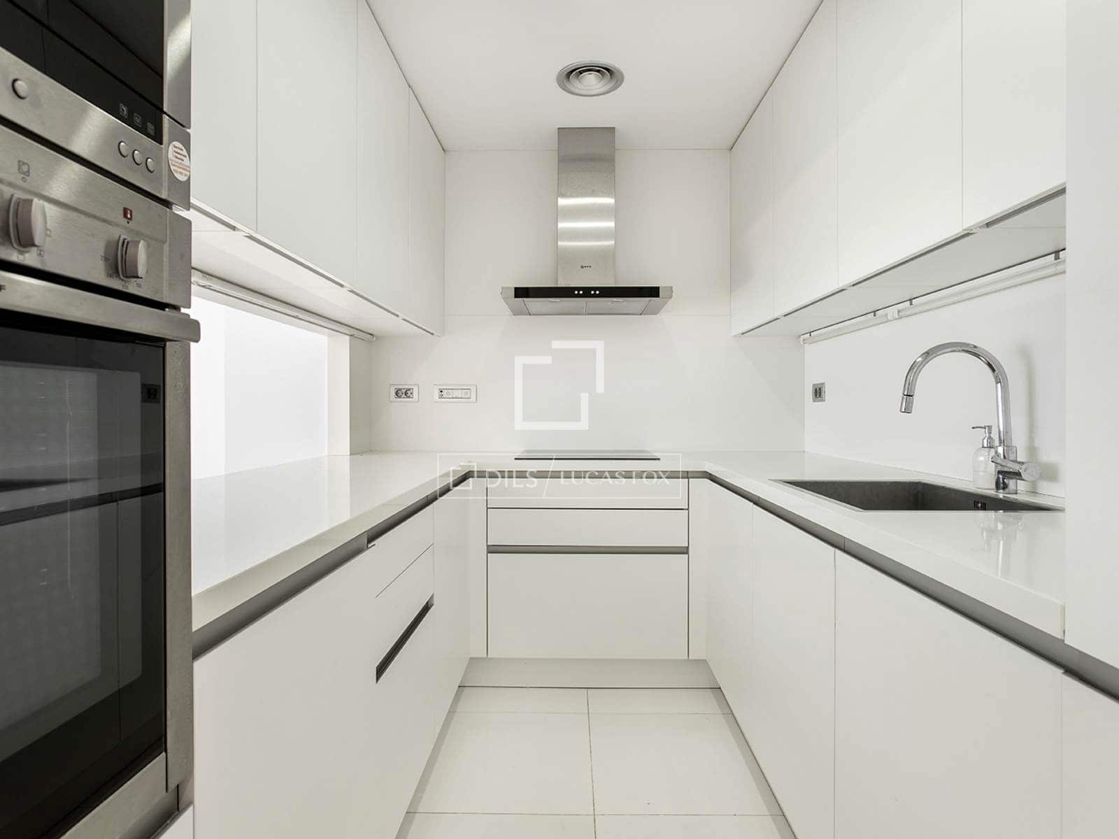 2 bedroom Apartment for rent in Barcelona city - € 2,800 (Ref: 9716599)