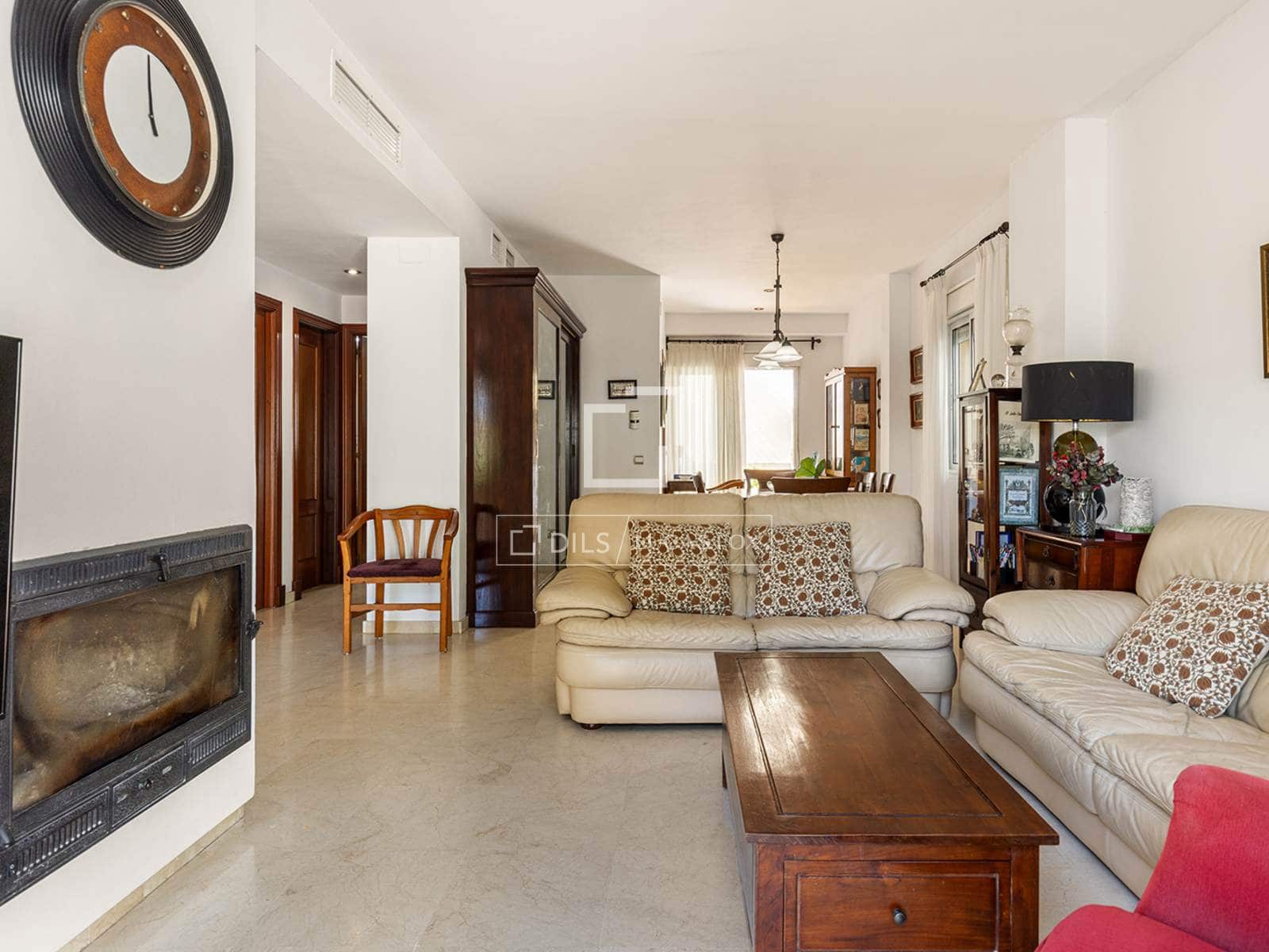 4 soveværelse Villa til salg i Estepona med garage - € 690.000 (Ref: 9716600)