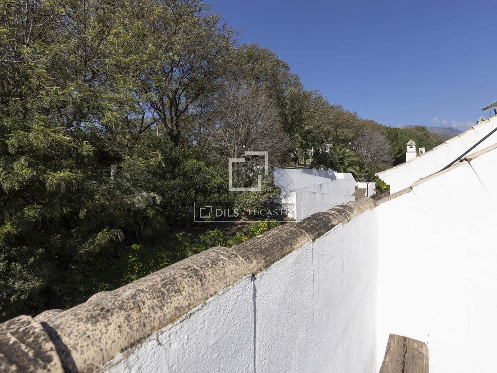 4 soveværelse Villa til salg i Estepona med garage - € 690.000 (Ref: 9716600)