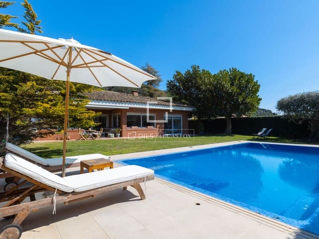 4 quarto Moradia para venda em Sant Vicenç de Montalt com piscina garagem - 1 290 000 € (Ref: 9716601)