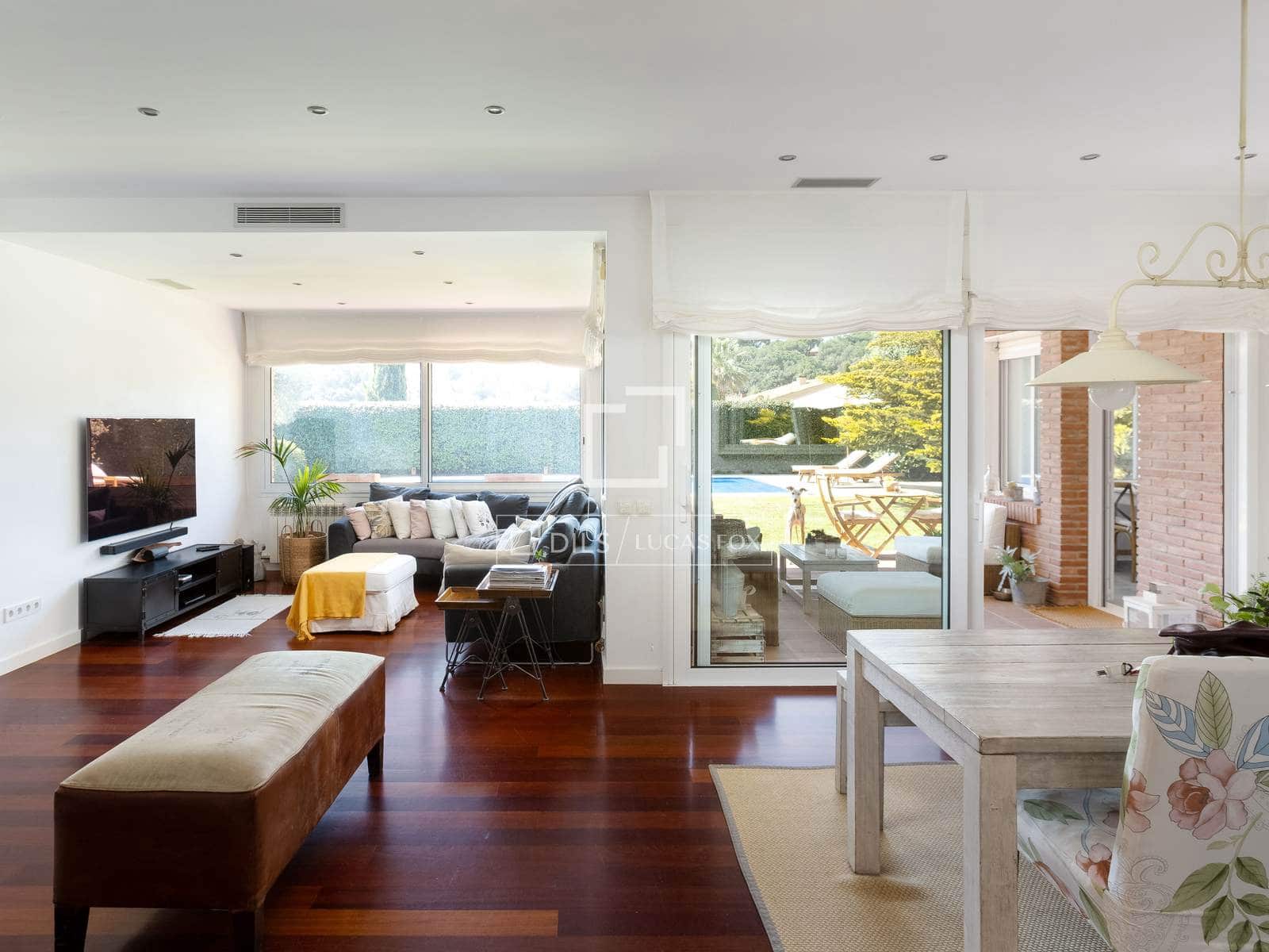 4 quarto Moradia para venda em Sant Vicenc de Montalt com piscina garagem - 1 290 000 € (Ref: 9716601)