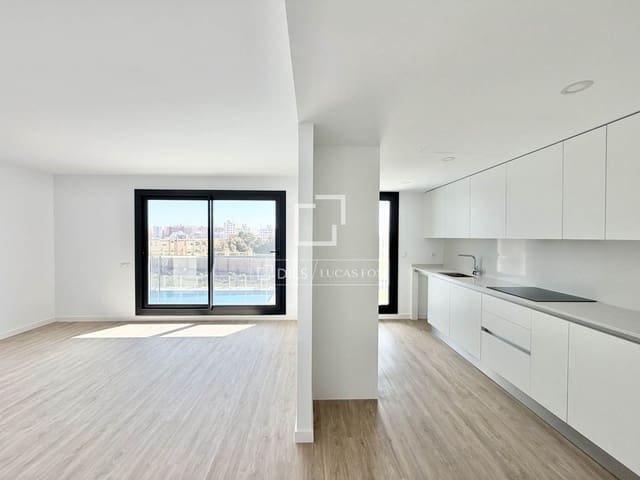 3 bedroom Apartment for sale in Alicante / Alacant city with pool garage - € 369,000 (Ref: 9716603)