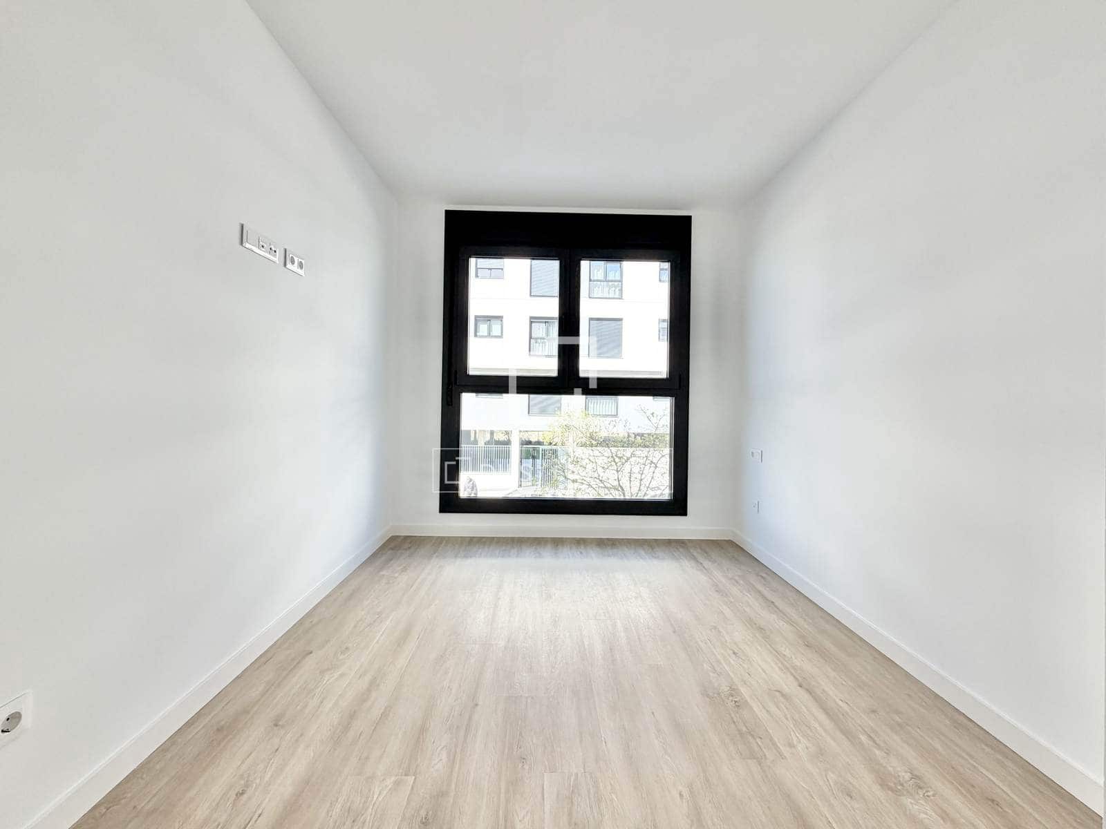 3 bedroom Apartment for sale in Alicante / Alacant city with pool garage - € 369,000 (Ref: 9716603)