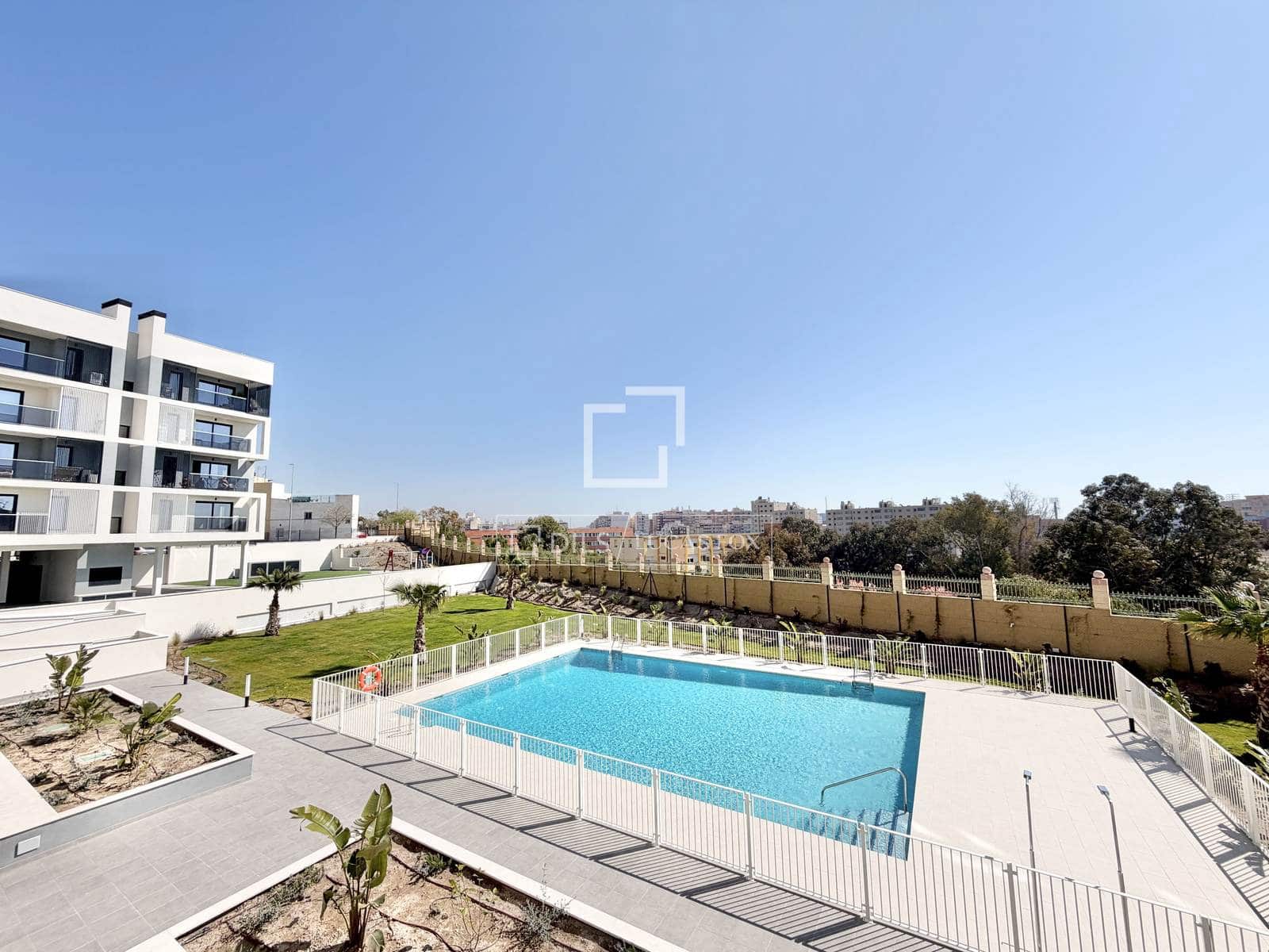 3 bedroom Apartment for sale in Alicante / Alacant city with pool garage - € 369,000 (Ref: 9716603)