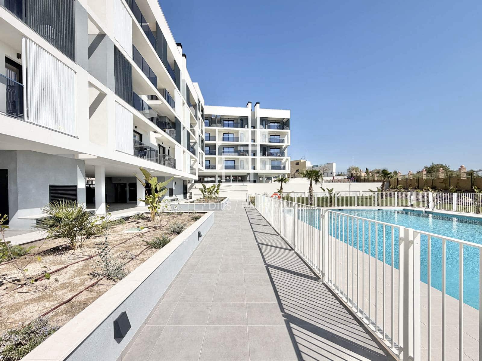 3 bedroom Apartment for sale in Alicante / Alacant city with pool garage - € 369,000 (Ref: 9716603)