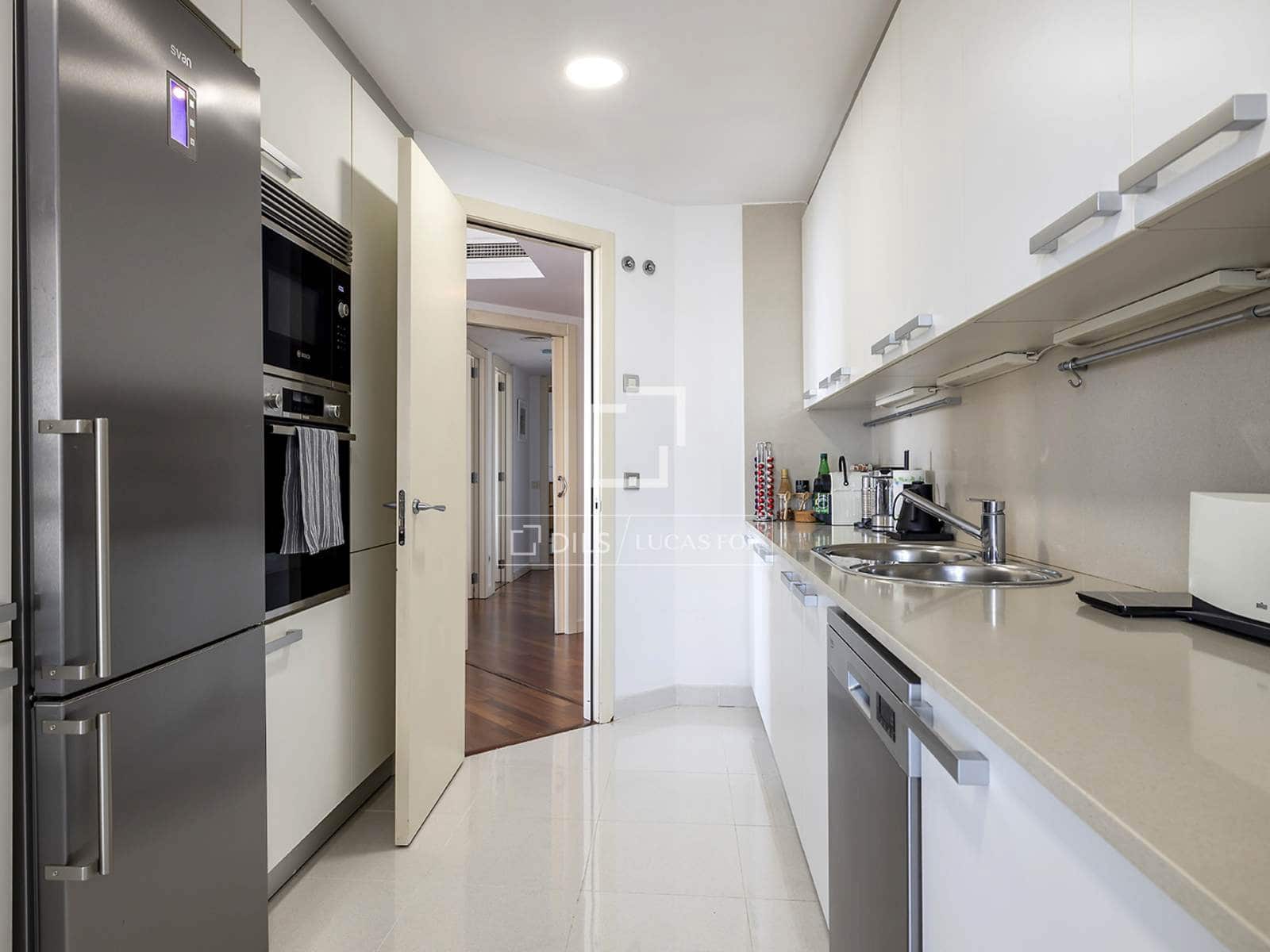 3 camera da letto Appartamento da affittare in Barcelona citta con piscina garage - 5.900 € (Rif: 9716604)