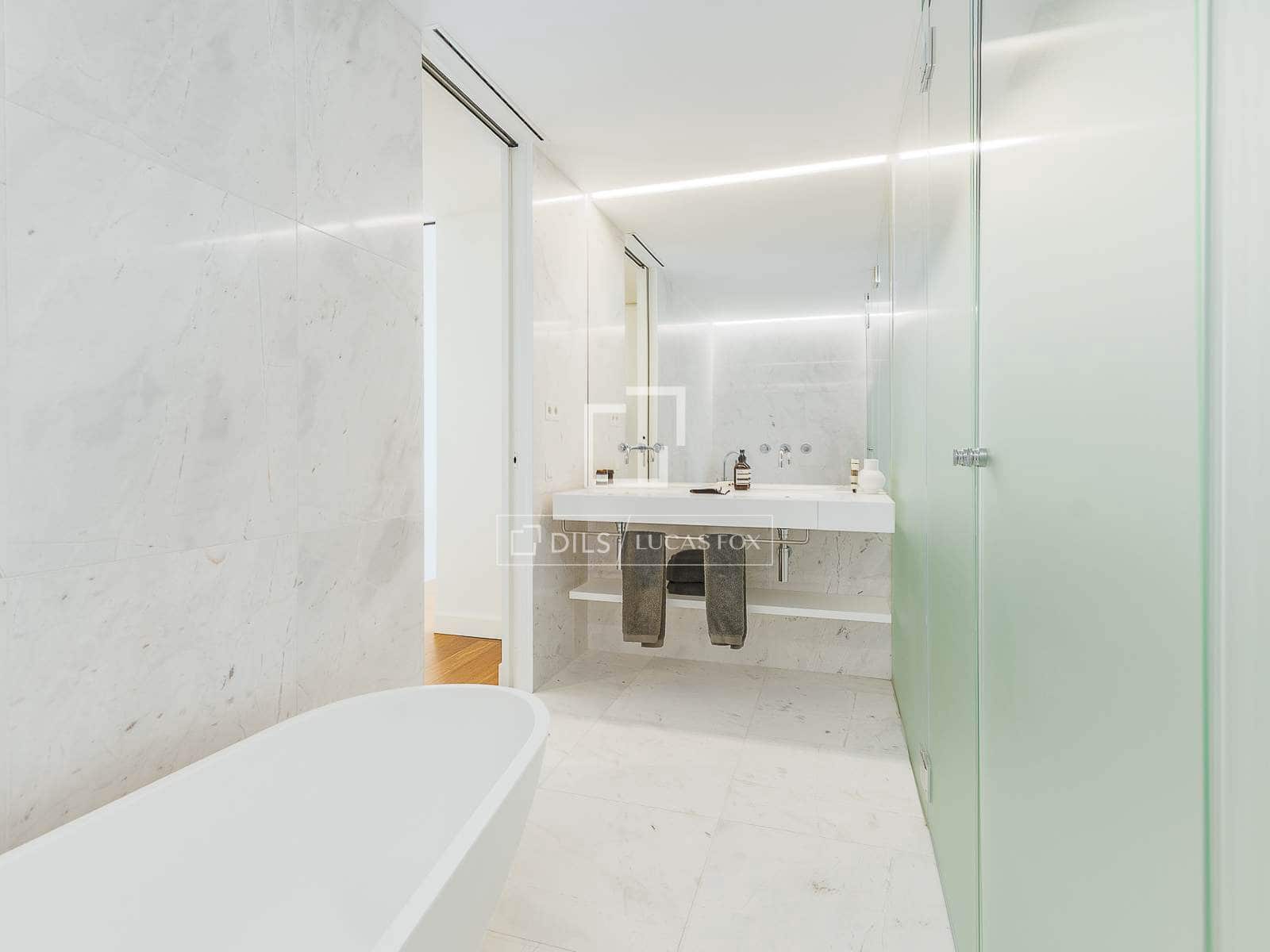 3 Zimmer Apartment zu verkaufen in Barcelona Stadt mit Pool Garage - 2.559.907 € (Ref: 9716607)