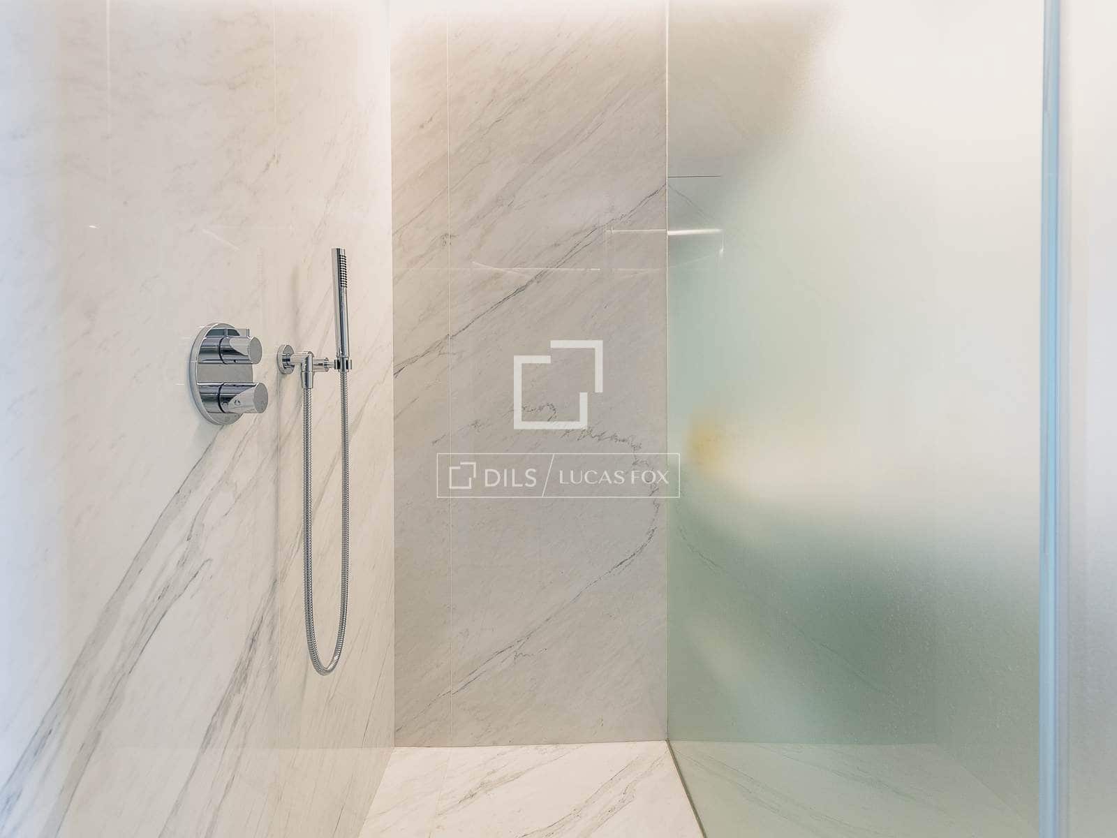 3 Zimmer Apartment zu verkaufen in Barcelona Stadt mit Pool Garage - 2.559.907 € (Ref: 9716607)