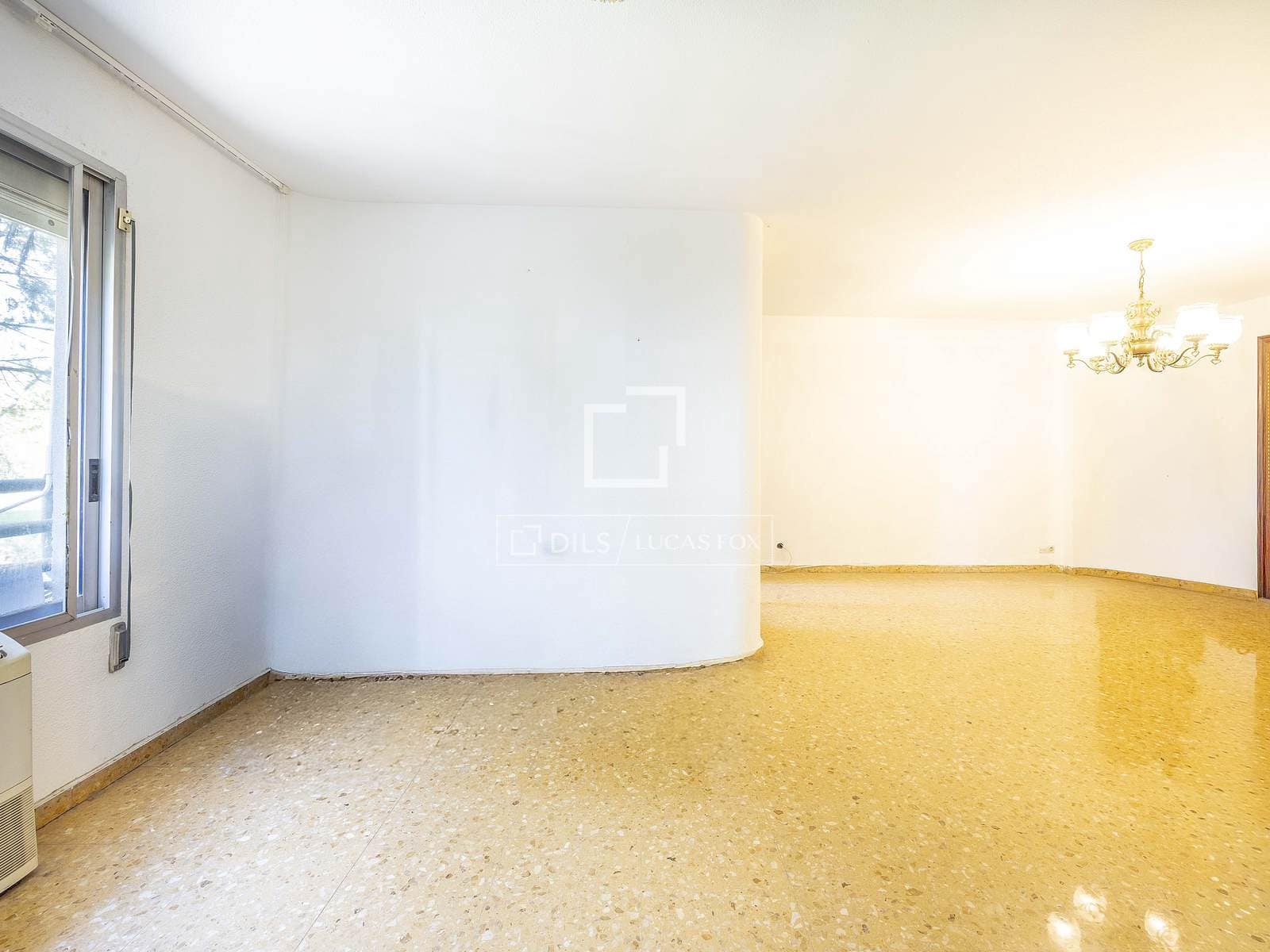 Apartamento de 4 habitaciones en València ciudad en venta - 460.000 € (Ref: 9716736)