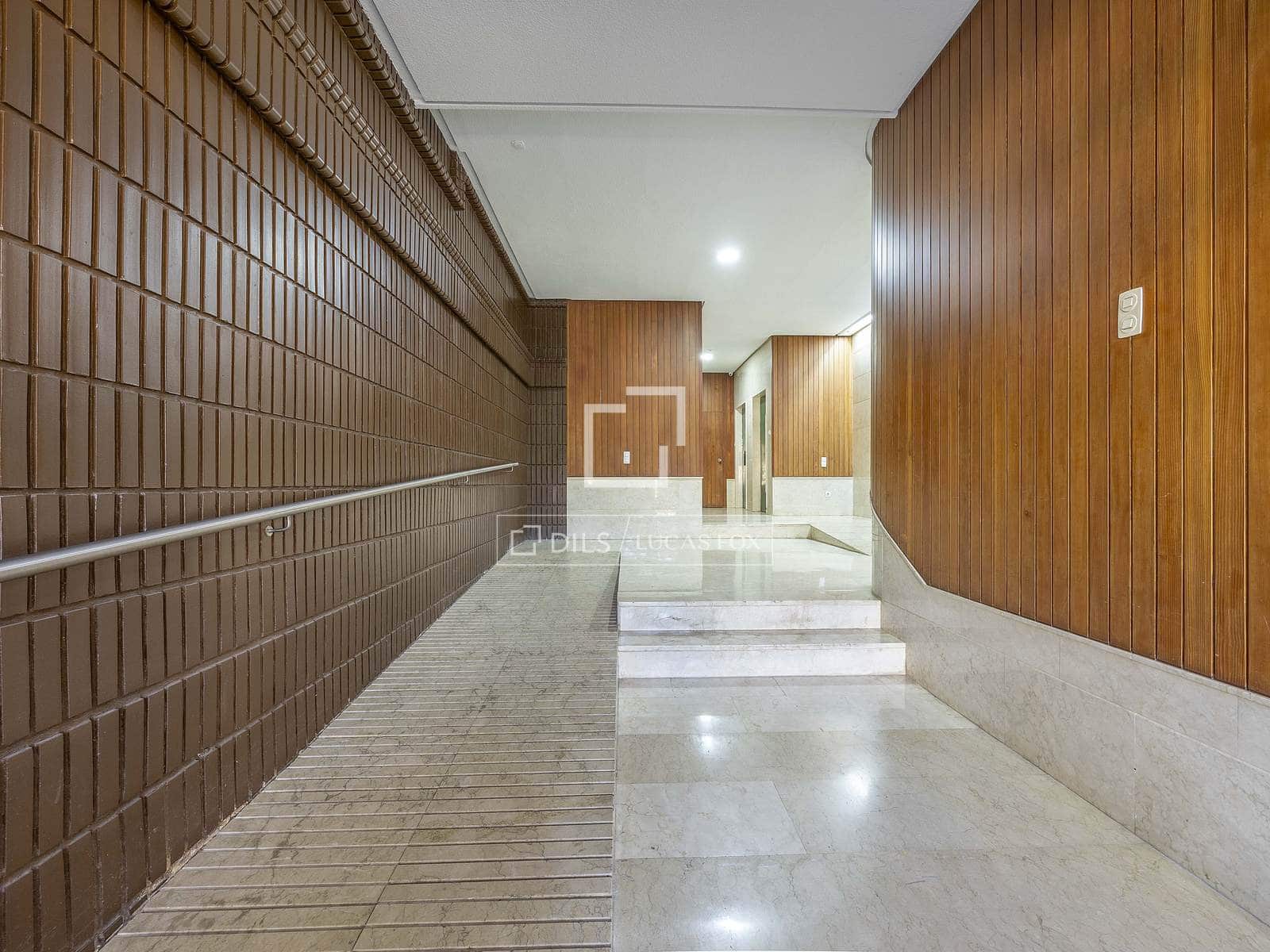 Apartamento de 4 habitaciones en València ciudad en venta - 460.000 € (Ref: 9716736)