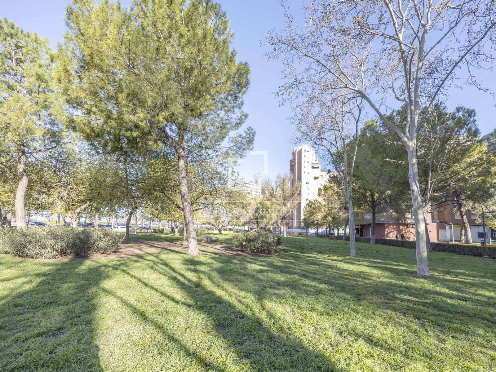 Apartamento de 4 habitaciones en València ciudad en venta - 460.000 € (Ref: 9716736)