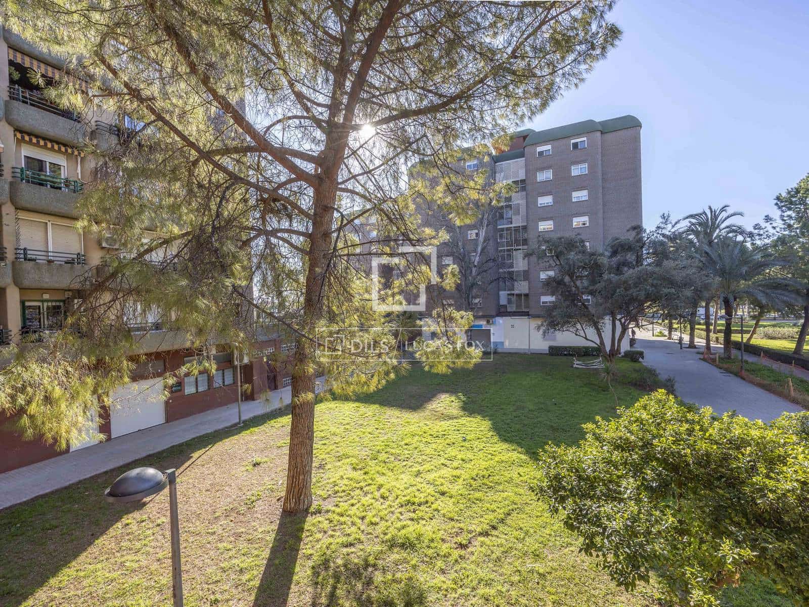 Apartamento de 4 habitaciones en València ciudad en venta - 460.000 € (Ref: 9716736)