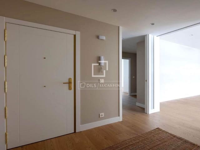 4 Zimmer Apartment zu verkaufen in Madrid Stadt mit Garage - 2.228.000 € (Ref: 9720297)
