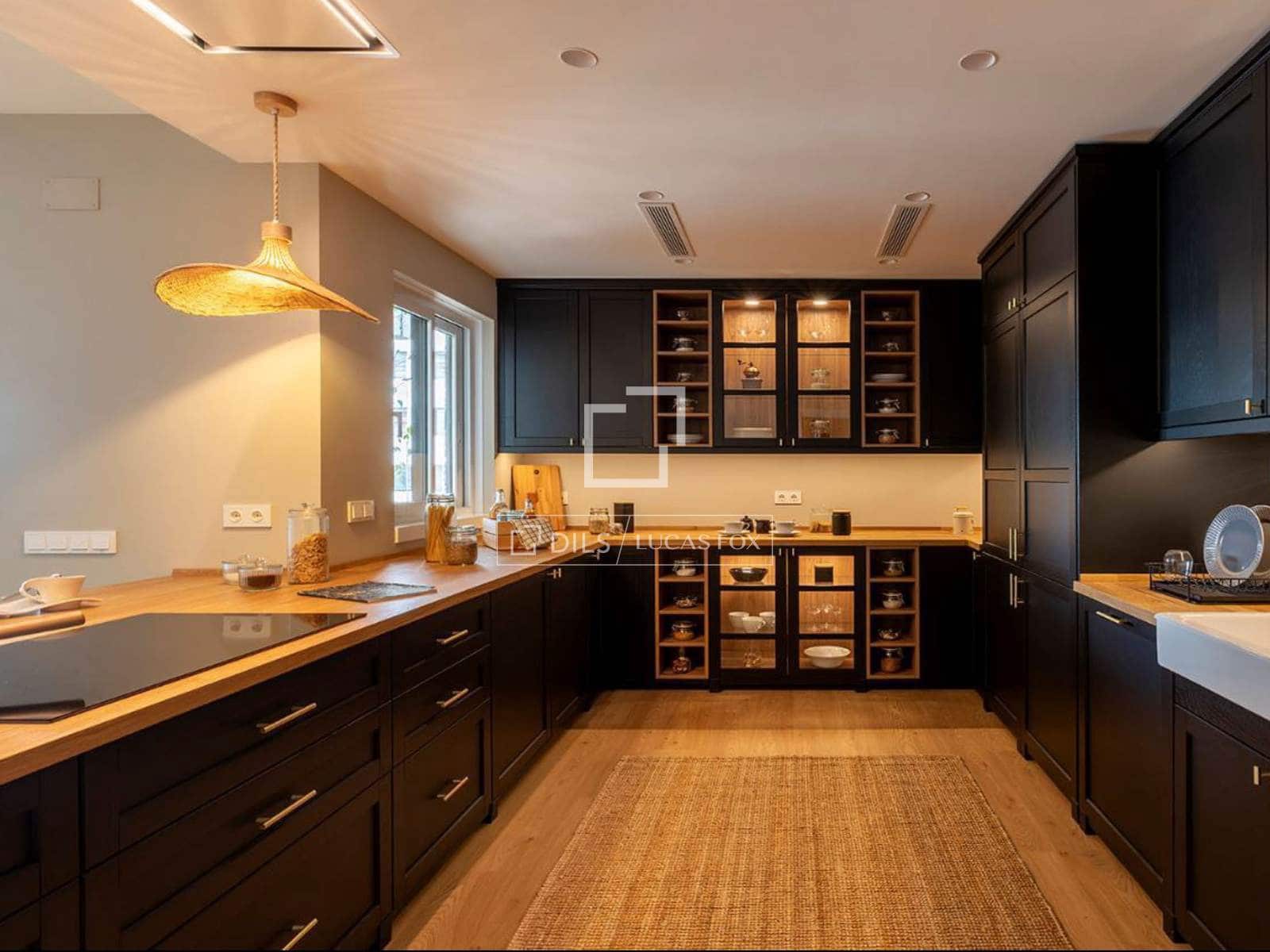 4 slaapkamer Appartement te koop in Madrid stad met garage - € 2.228.000 (Ref: 9720297)