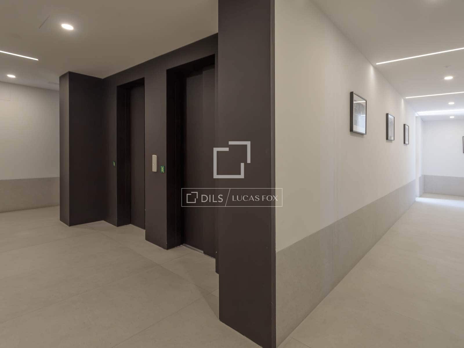 2 soveværelse Penthouse til leje i Madrid by med garage - € 4.500 (Ref: 9720428)