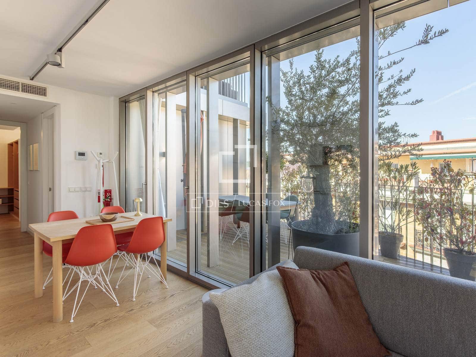 2 soveværelse Penthouse til leje i Madrid by med garage - € 4.500 (Ref: 9720428)