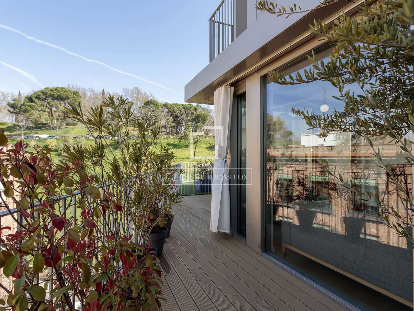 2 soveværelse Penthouse til leje i Madrid by med garage - € 4.500 (Ref: 9720428)