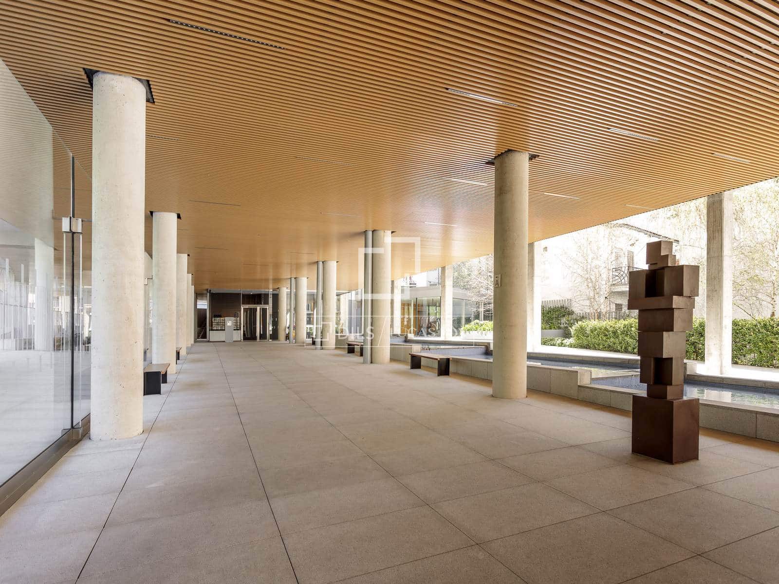 2 soveværelse Penthouse til leje i Madrid by med garage - € 4.500 (Ref: 9720428)