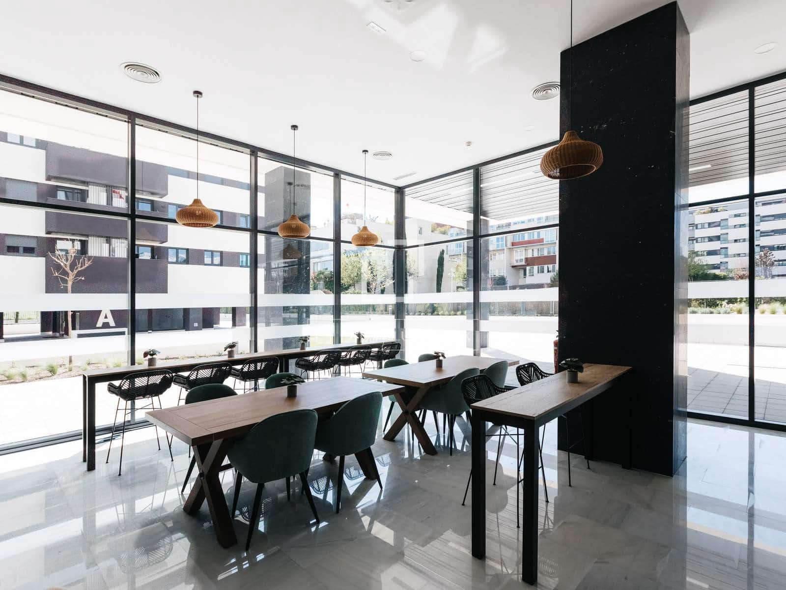 Appartement de 3 chambres à louer à Madrid ville avec piscine garage - 2 850 € (Ref: 9720546)