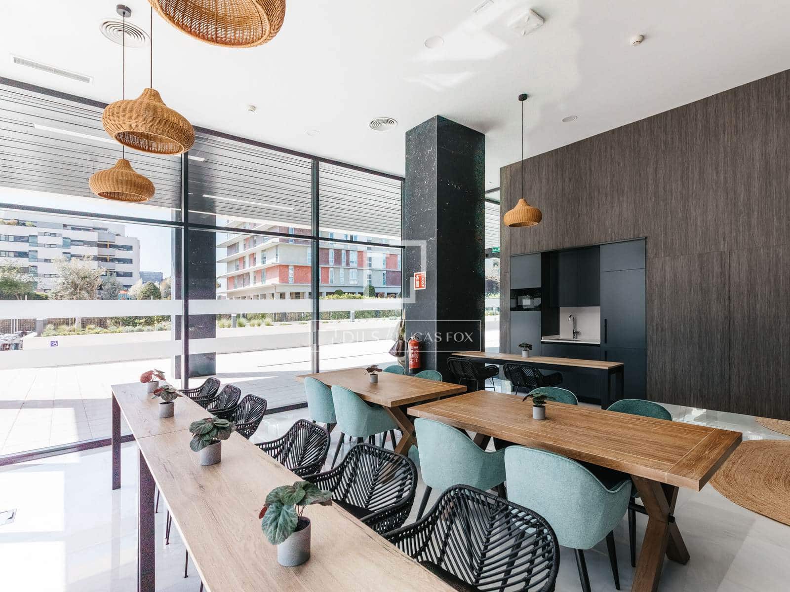 Appartement de 3 chambres à louer à Madrid ville avec piscine garage - 2 850 € (Ref: 9720546)