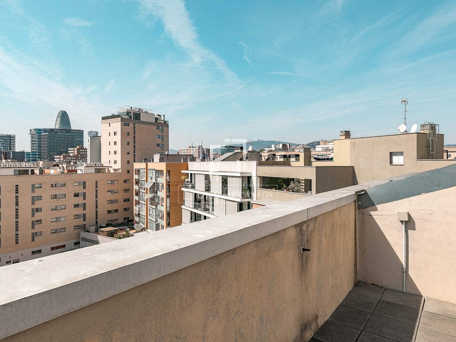 1 sypialnia Apartament na sprzedaż w Miasto Barcelona z basenem garażem - 495 000 € (Ref: 9720802)