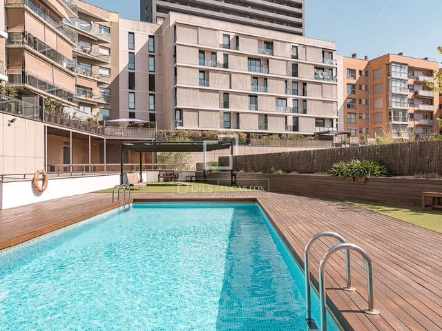 1 sypialnia Apartament na sprzedaż w Miasto Barcelona z basenem garażem - 495 000 € (Ref: 9720802)