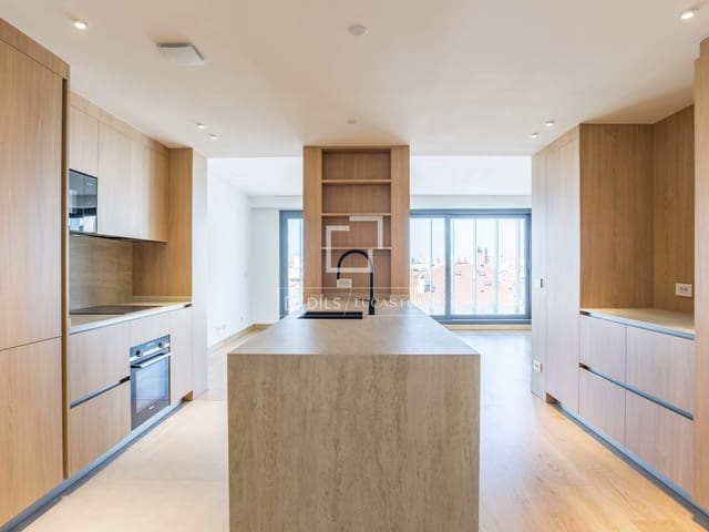 4 slaapkamer Appartement te koop in Almagro, Madrid stad met zwembad garage - € 3.550.000 (Ref: 9720804)